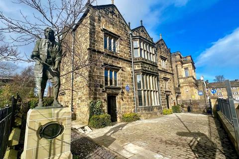 2 bedroom house to rent, Manor Square, Otley, UK, LS21