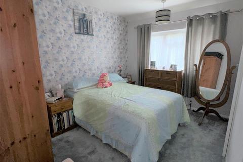 3 bedroom semi-detached house for sale, South Mead, Redhill, Surrey