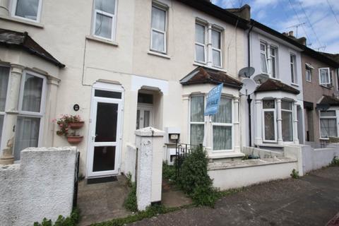 1 bedroom flat for sale, Albert Road, Southend On Sea