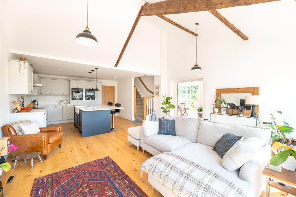 Dining/Kitchen