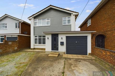 3 bedroom detached house for sale, Crescent Road, Canvey Island, SS8