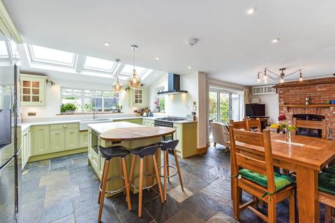 21 Pemberton Road, Lyndhurst, SO43 7AN