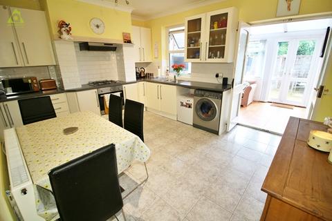 2 bedroom terraced house for sale, Bolton Road, Westhoughton, BL5 3EE