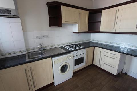 2 bedroom flat to rent, Victoria Park Road, Clarendon Park, Leicester, LE2