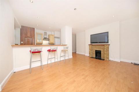2 bedroom apartment to rent, London NW8