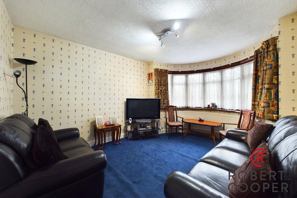Malvern Avenue, Harrow, HA2 3 bed terraced house for sale £550,000