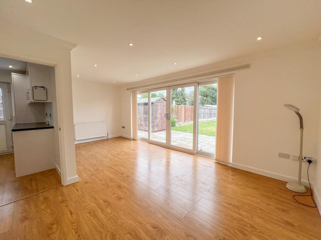 Plumberow Avenue, Hockley 2 bed semidetached bungalow for sale £350,000