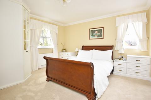 8 Appleby Avenue, Knaresborough, HG5 9LZ