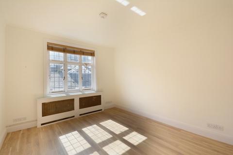 1 bedroom flat to rent, Devonshire Close, Marylebone Village, London W1