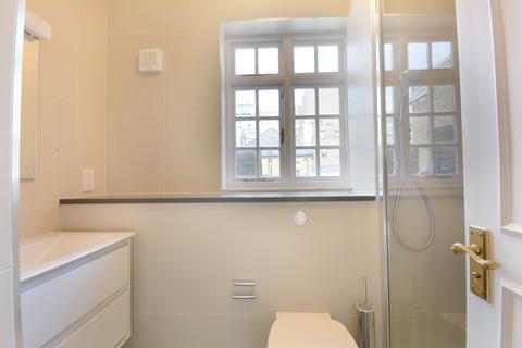 1 bedroom flat to rent, Devonshire Close, Marylebone Village, London W1