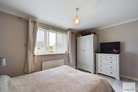 9 Garton Close, Nottingham, NG6 8RZ