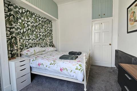 1 bedroom ground floor flat to rent, Welltrees Street, Maybole KA19
