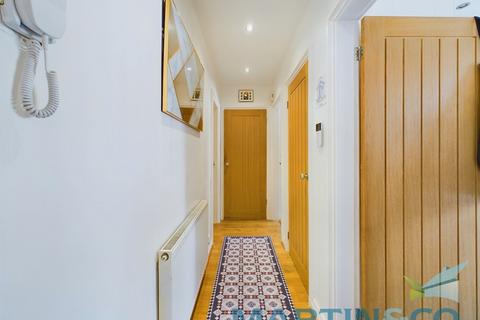1 bedroom ground floor flat for sale, Eton Court , Calderstones