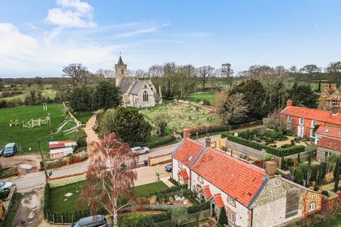 2 bedroom cottage for sale, Ringstead