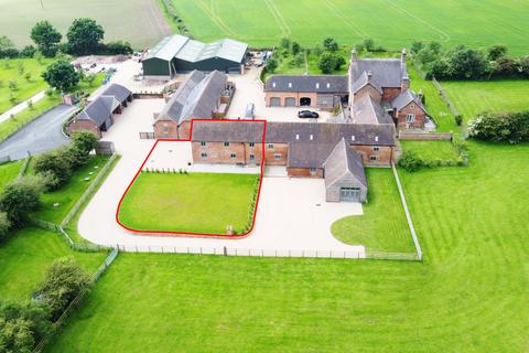 3 bedroom barn conversion for sale, Coleshill Road, Ansley Common