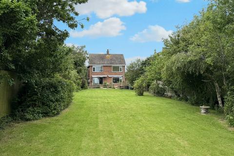 5 bedroom detached house for sale, Fambridge Road, Althorne