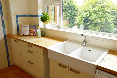 West Lodge Barkwith Road, South Willingham, Market Rasen, LN8 6NN
