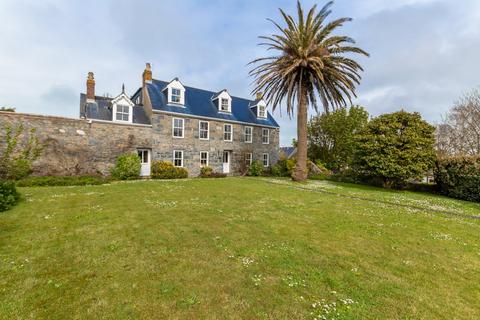 7 bedroom detached house for sale, La Hougue, Vale, Guernsey