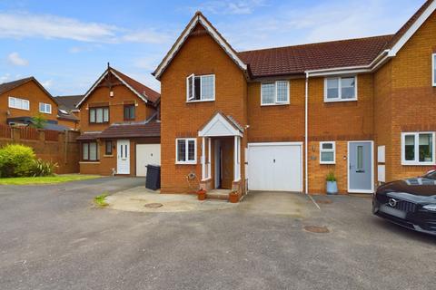 3 bedroom semi-detached house for sale, Thornhill Drive, Swindon SN25