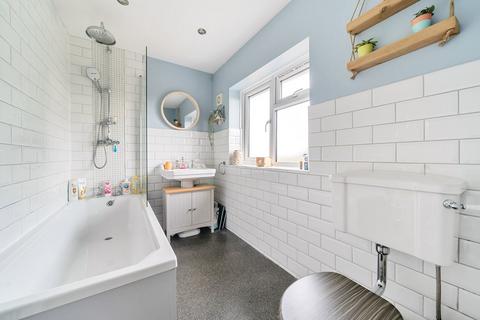 14 Gresham Way, Shefford, SG17 5EB