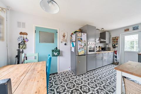 14 Gresham Way, Shefford, SG17 5EB