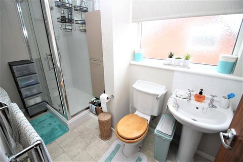 6 Fieldfare, Swindon, SN3 5BE