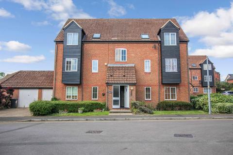2 bedroom apartment to rent, Dewell Mews, Swindon SN3