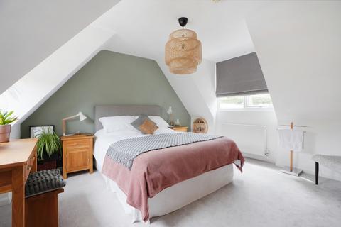 3 Dore Road, Sheffield, S17 3NA