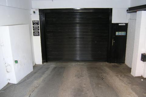 Parking to rent, Parking Space, Rutland Gate, SW7