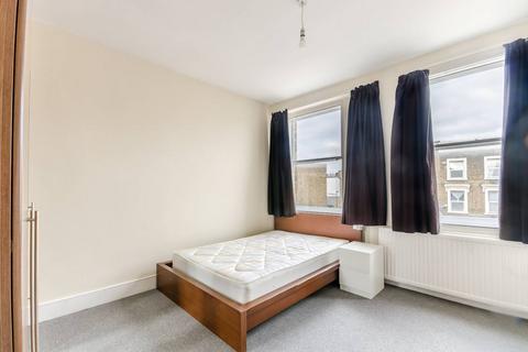 3 bedroom flat to rent, Coldharbour Lane, Brixton, London, SE5