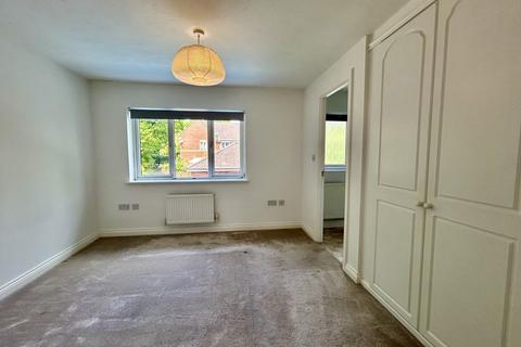 3 bedroom end of terrace house for sale, Hursley Road, Chandler's Ford