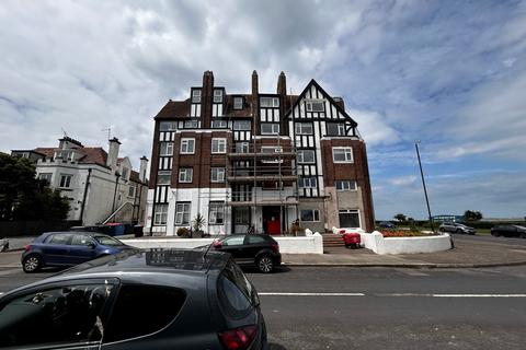 2 bedroom apartment to rent, Eastern Esplanade, Cliftonville