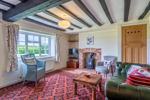 4 bedroom cottage for sale, Hempstead