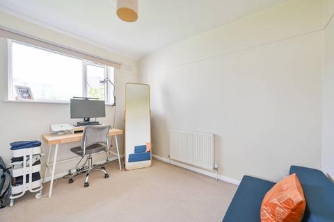 21 Faraday Road, London, W3 6JB