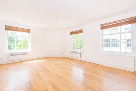 2 bedroom flat to rent, Chiswick High Road, Chiswick, London, W4
