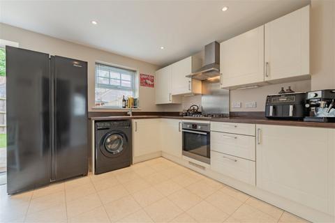 3 bedroom end of terrace house for sale, Barrowfields Close, Southampton SO30