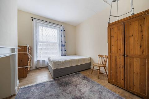 2 bedroom flat for sale, Malvern Road, Maida Hill, London, NW6