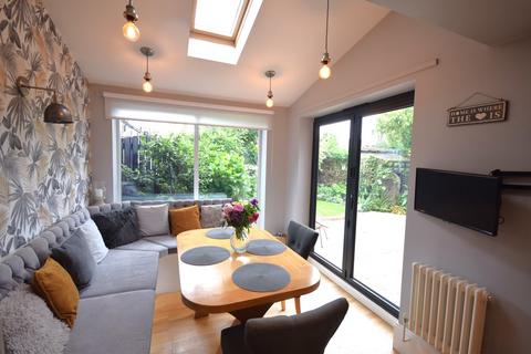 3 Ashburnham Gardens, Sprotbrough, Doncaster, DN5 8BT