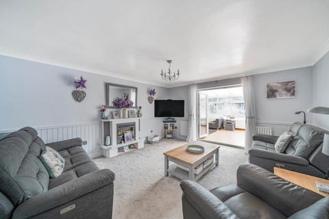21 Hampton Drive, Grange Park, Swindon, SN5 6EU