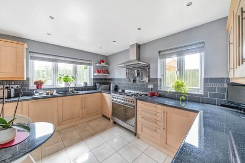 21 Hampton Drive, Grange Park, Swindon, SN5 6EU