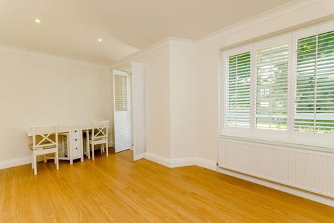 3 bedroom flat to rent, Aubyn Square, Roehampton, London, SW15
