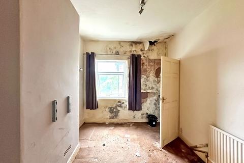 128 Barns Lane, Walsall, WS4 1HF