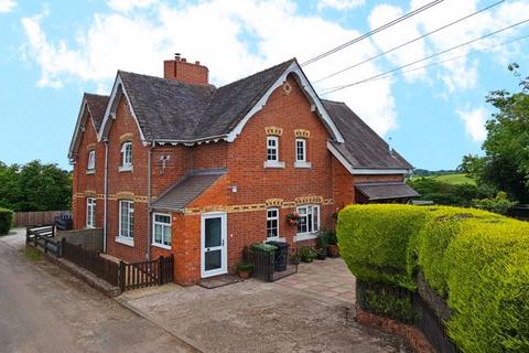 3 bedroom cottage for sale, Off  The A465, Bromyard HR7