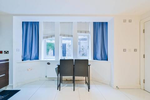 Studio to rent, Albany House, Bloomsbury, London, WC1H