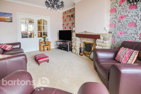 12 Dovedale Road, Rotherham, S65 3AJ