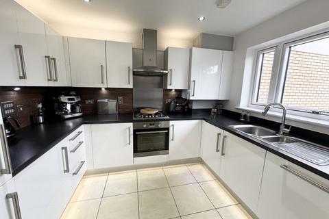 2 bedroom apartment for sale, Vince Dunn Mews, Old Harlow