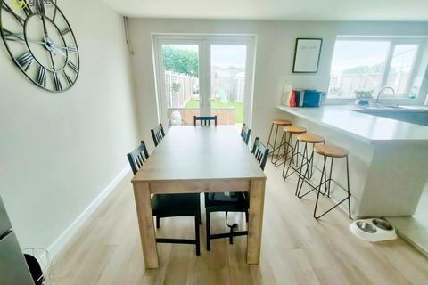 95 Rover Drive, Castle Bromwich, Birmingham, B36 9LB