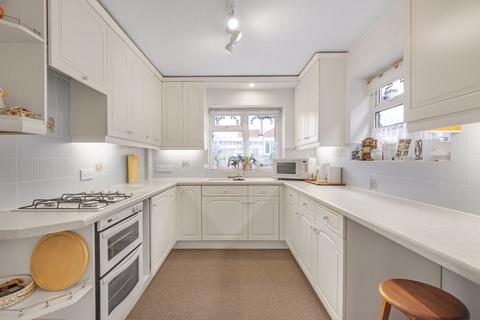 34 Heathview Avenue, Crayford, Dartford, DA1 3QD