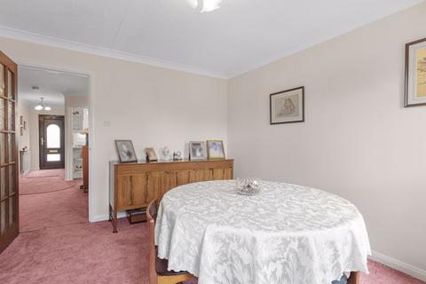 34 Heathview Avenue, Crayford, Dartford, DA1 3QD