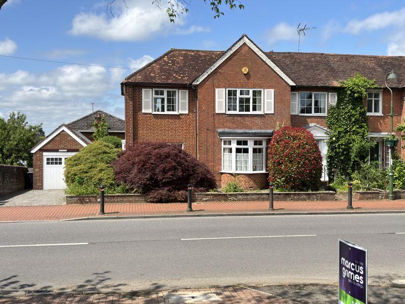 High Street, Cuckfield 3 bed semidetached house for sale £699,950